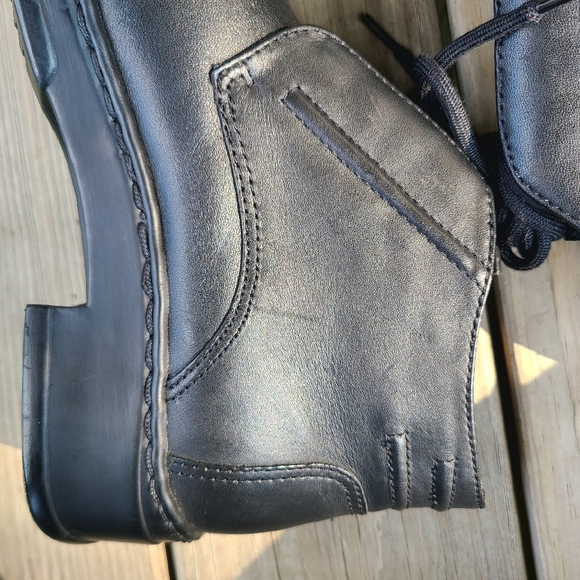 VINTAGE 90's Style Covington Womens Ankle Lace Up Earth Sole Boots 7 1/2 Black - Picture 11 of 11